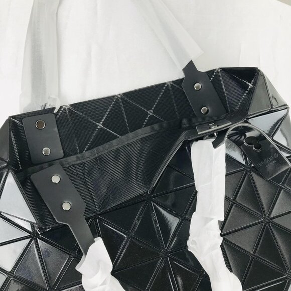 New Bao Bao Issey Miyake Lucent Tote Bag Black - Picture 5 of 12